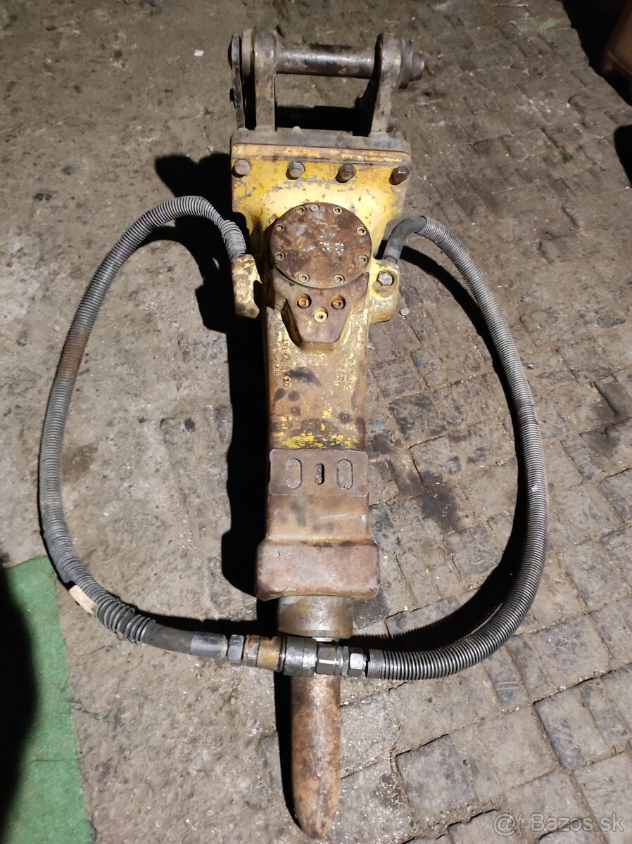 Búracie kladivo Atlas Copco SB 302 - 2