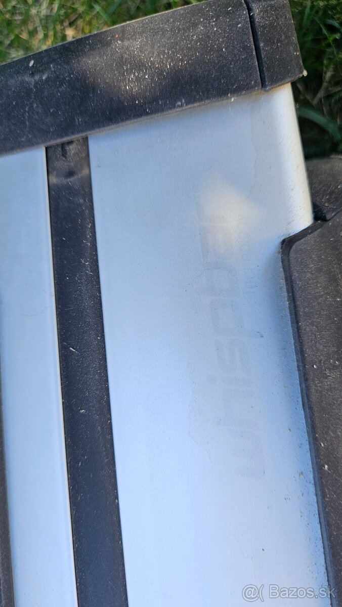 Predam stresny nosic Yakima - 2