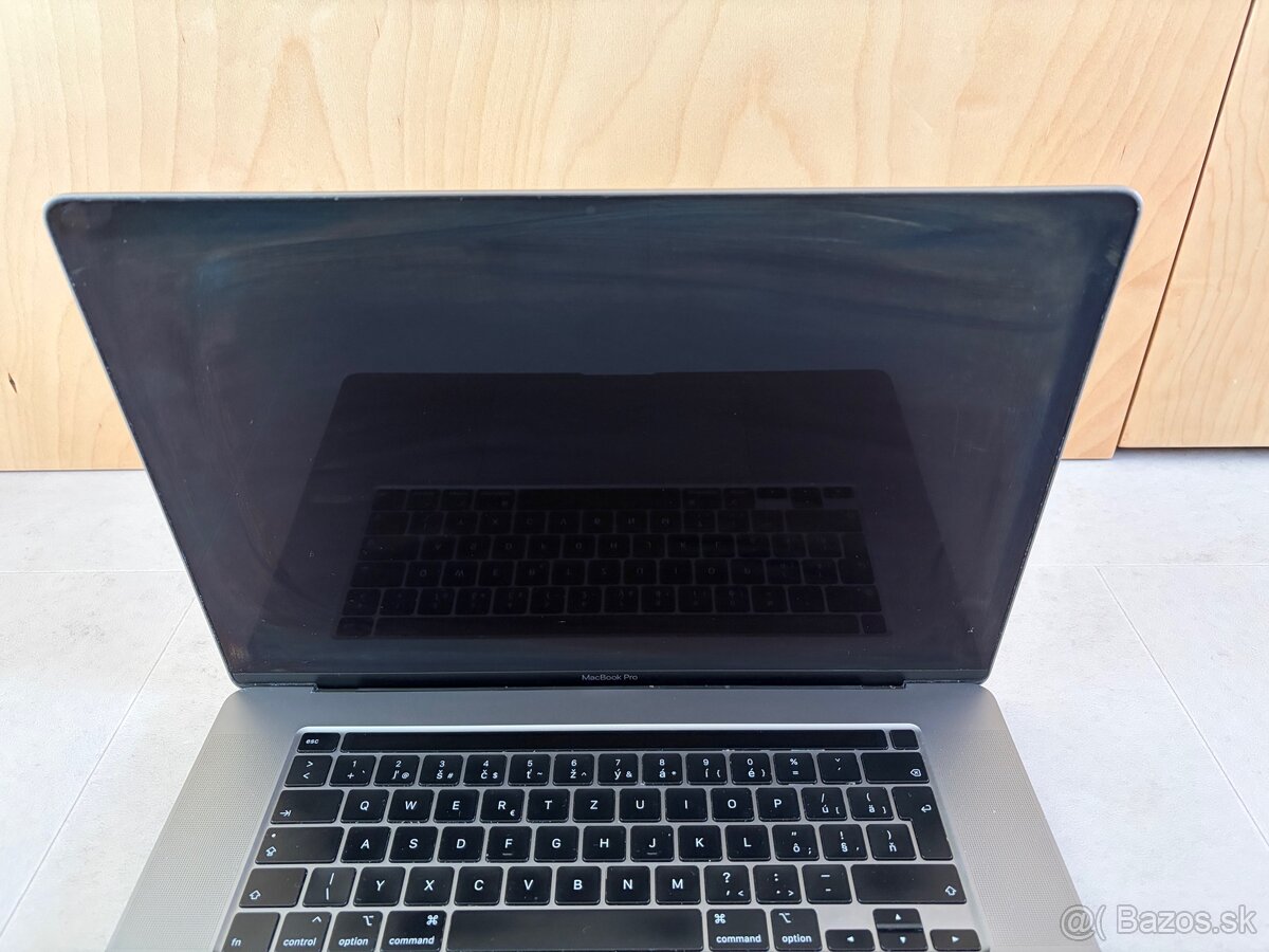MacBook Pro 16” (2019) CTO – 32 GB RAM - 2