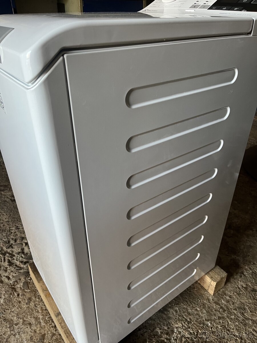 Práčka Electrolux PERFECT CARE 600 - 2