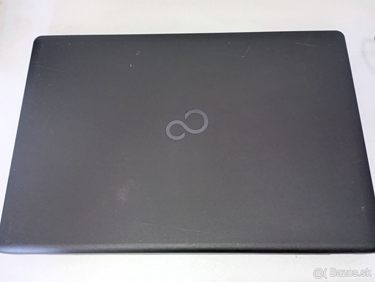 predám notebook FUJITSU LIFEBOOK A537 , WINDOWS 7 - 2