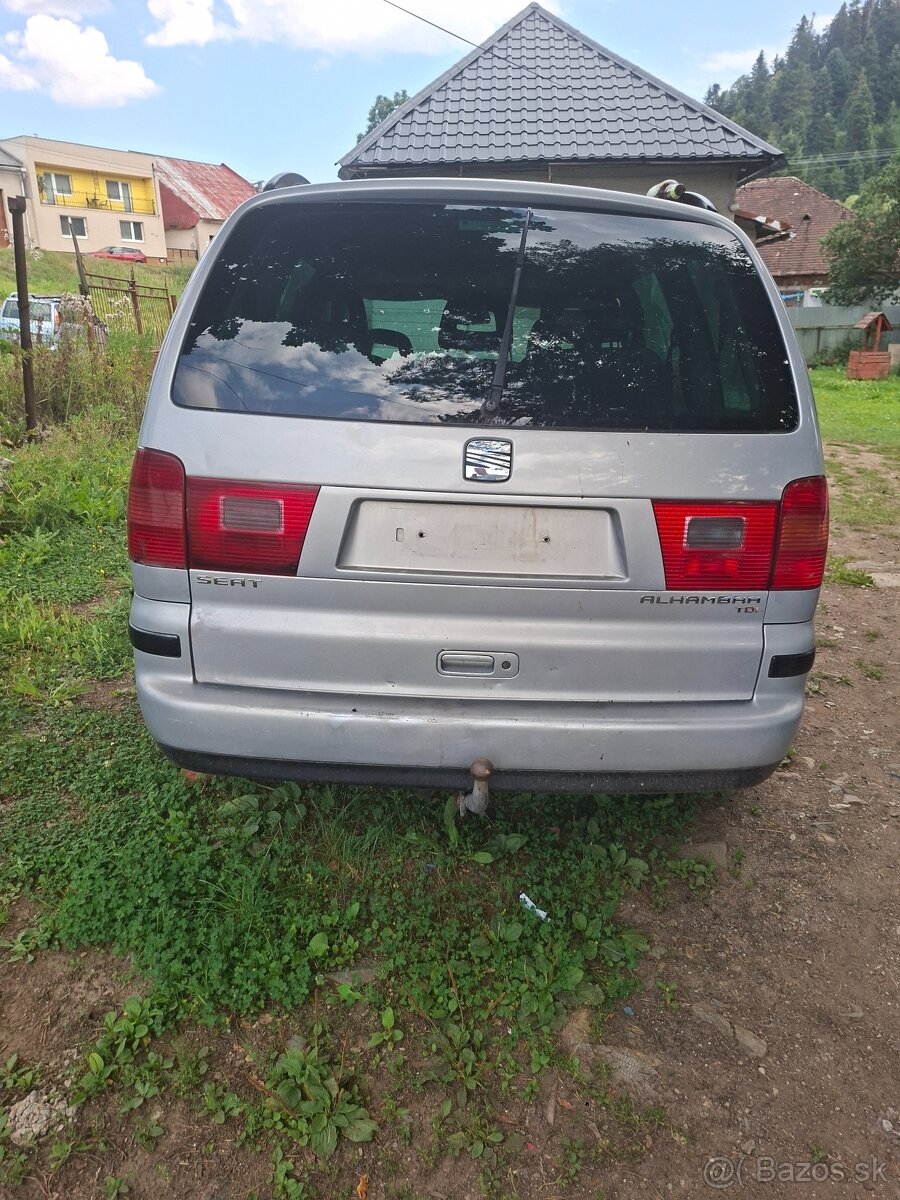 Seat alhambra - 2