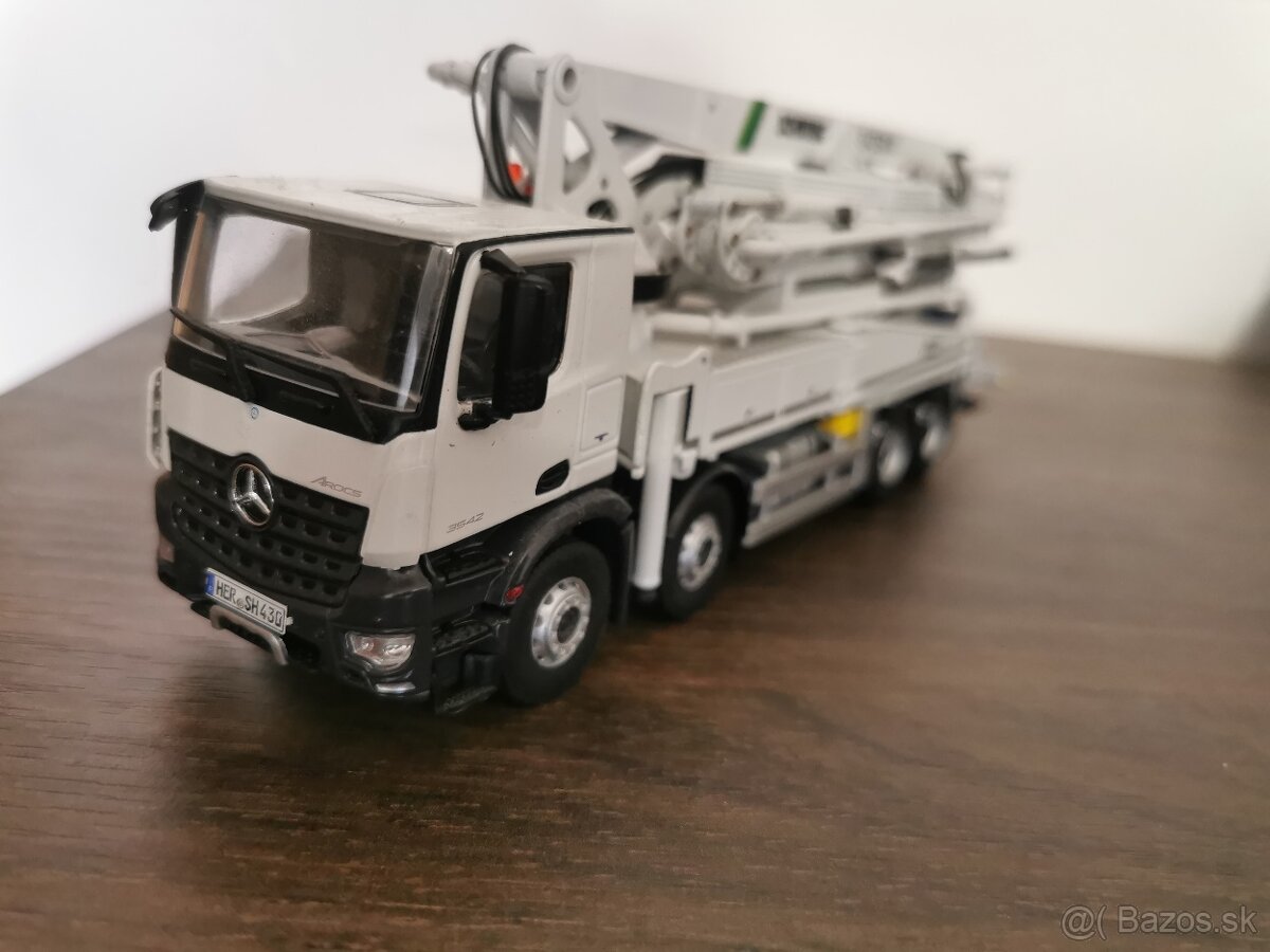 Model auto mercedes arocs 1:50 nzg pumpa - 2