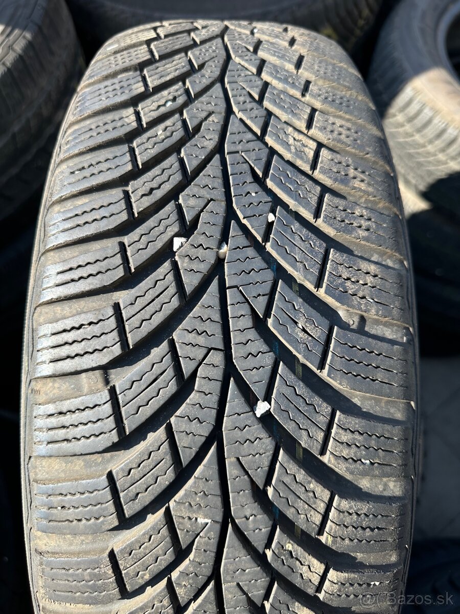 185/60 R15 zimne Continental - 2