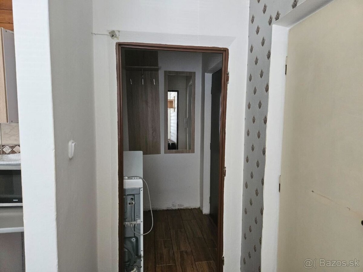 1 izbový byt Hnúšťa ul Nabrezie Rimavy 16 - 2