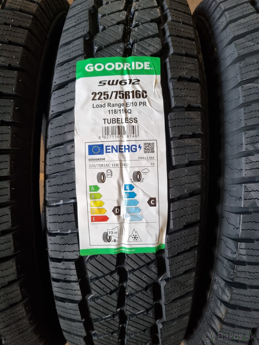 Zimne 225/75R16C - 2