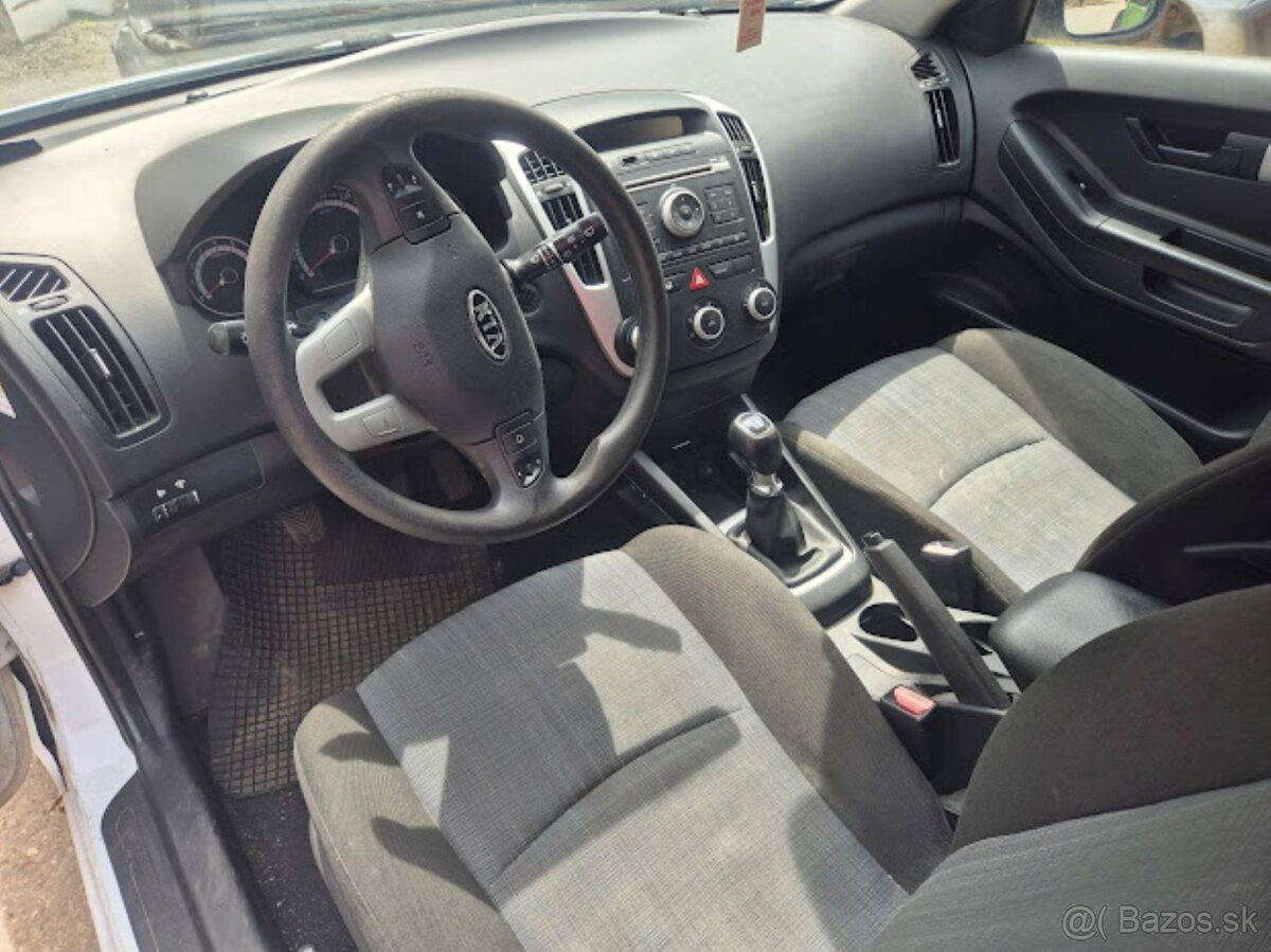 KIA CEED - PRODEJ POUŽITÝCH NÁHRADNÍCH DÍLŮ - 2