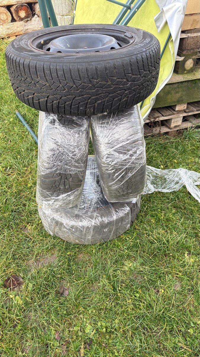 Zimné. pneu s diskami Fiat - 2