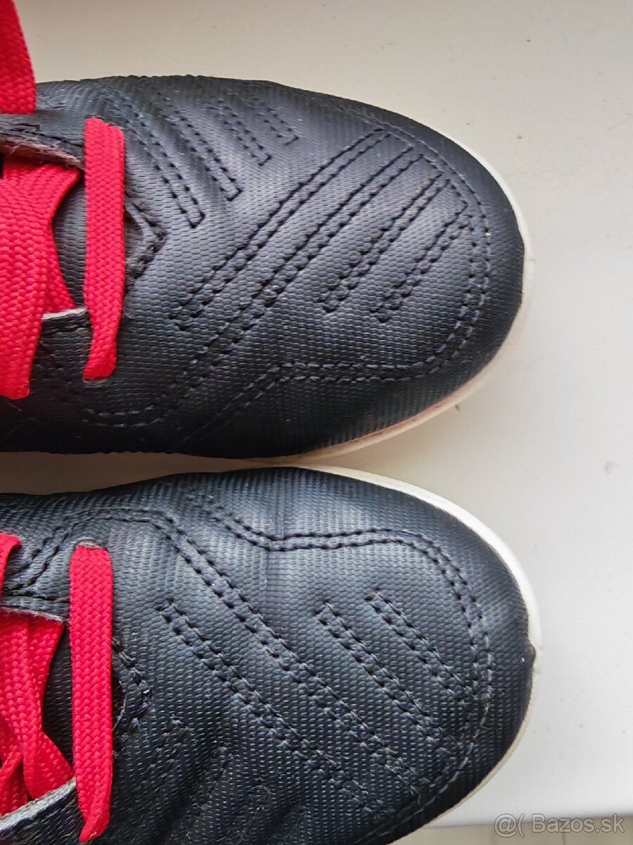 Kopačky Kipsta v.30 - 2