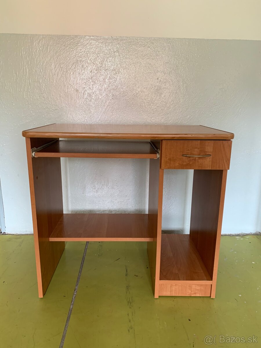 PC Stolík - 2