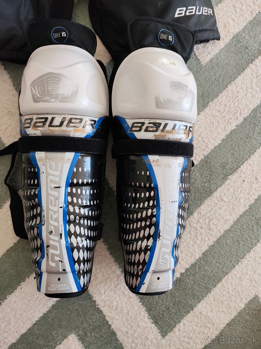 Predám hokejovú výstroj - 2