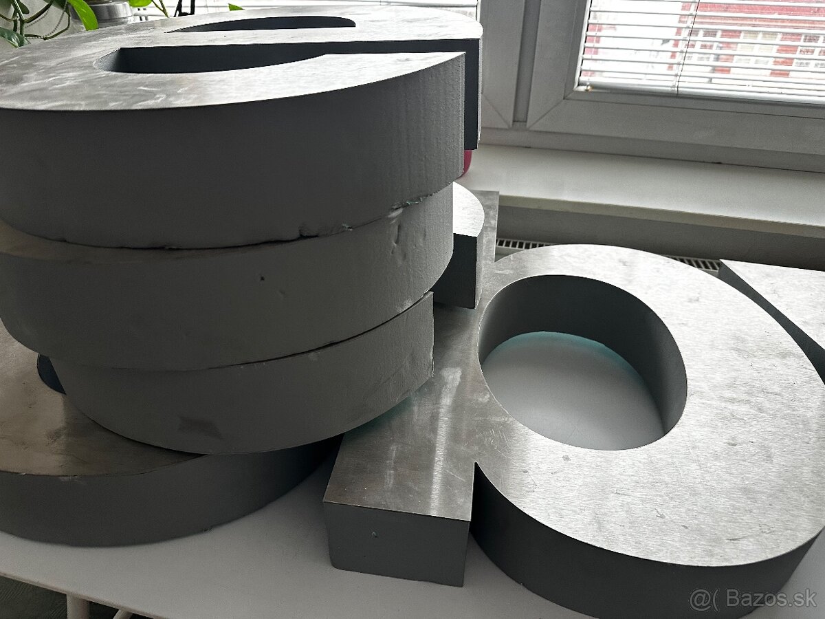 Pismena reklamne - rozne - 2