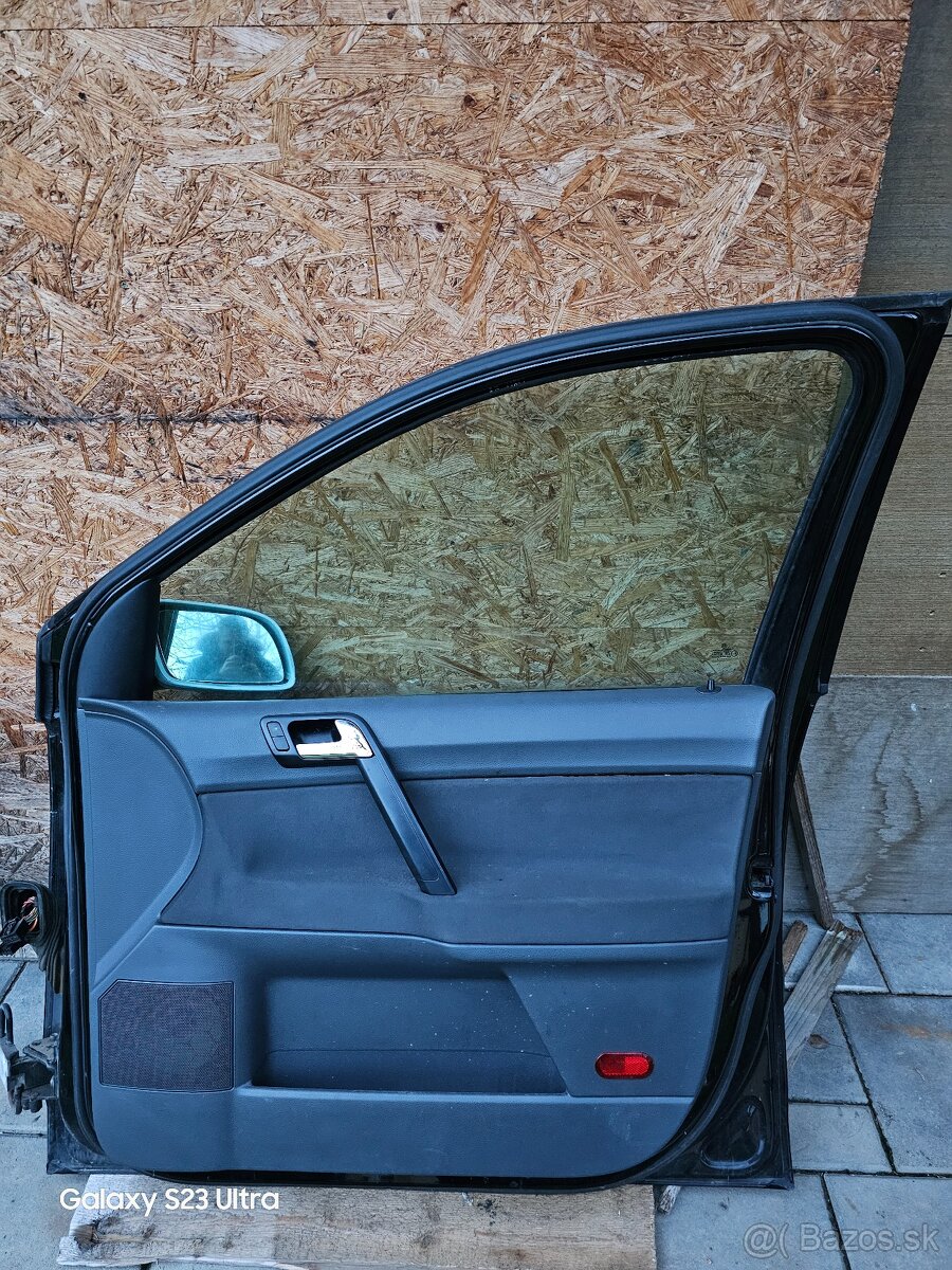 Volkswagen polo dvere 2004 - 2