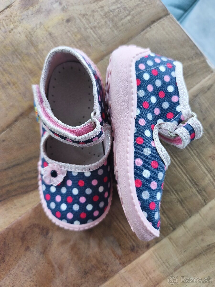 Dievčenské topánky/papučky - 2