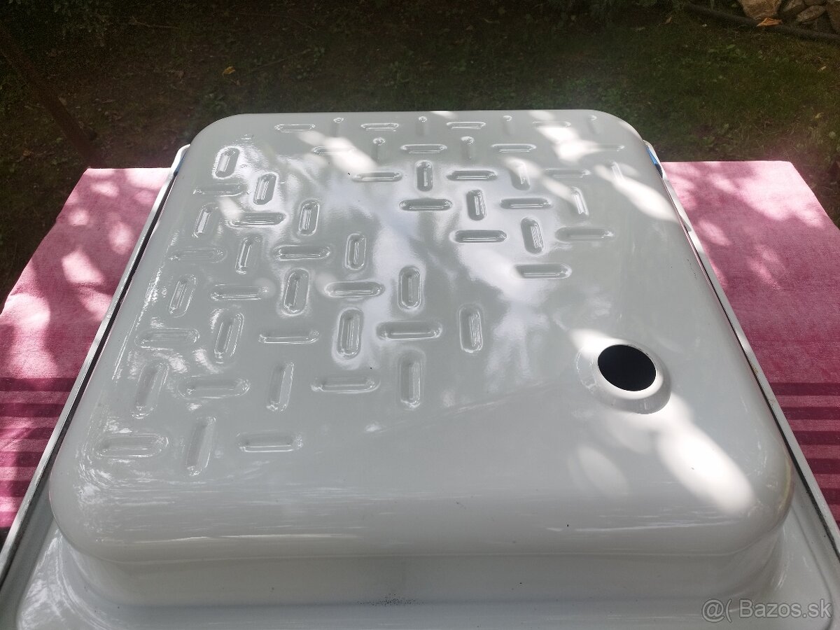 Sprchovacia vanička - 2