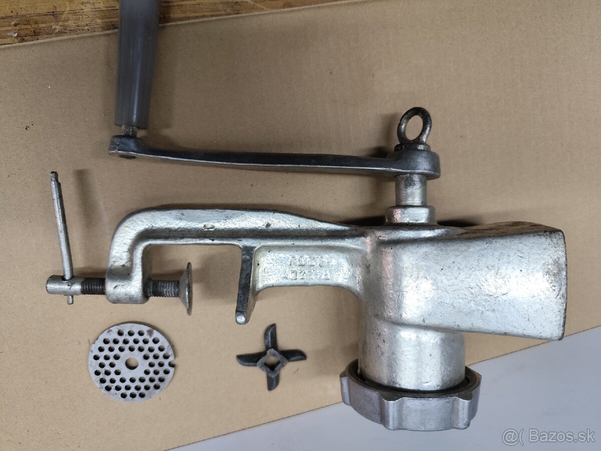 Mlynček na mäso - 2