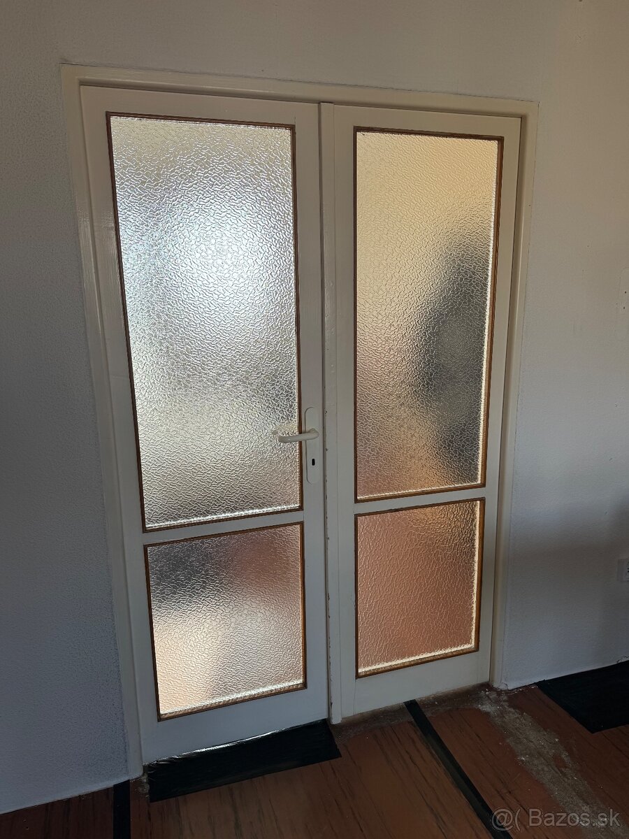 Predam retro dvojkridlove dvere - 2