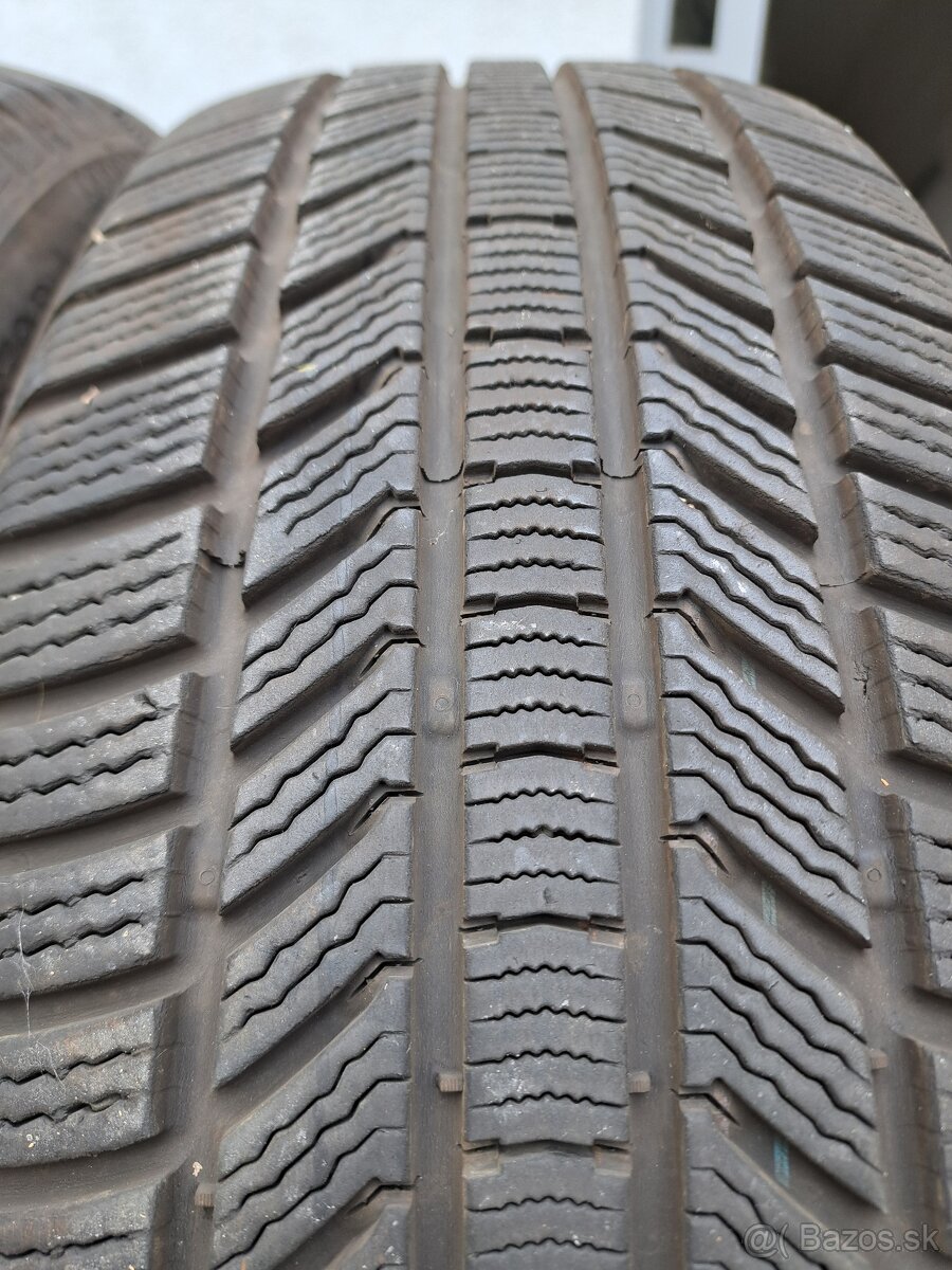 2x Zimné pneu 235/55 R18 Continental - 2