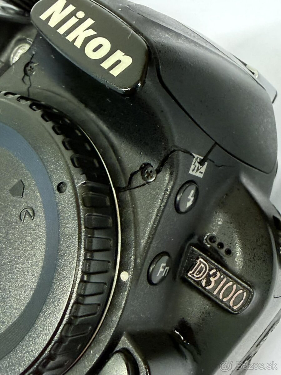 Nikon D3100 - 2