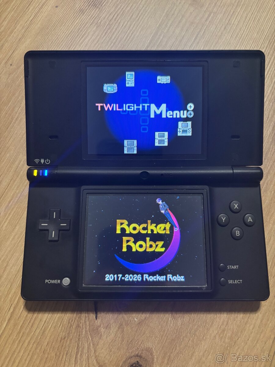Nintendo DSi - 2