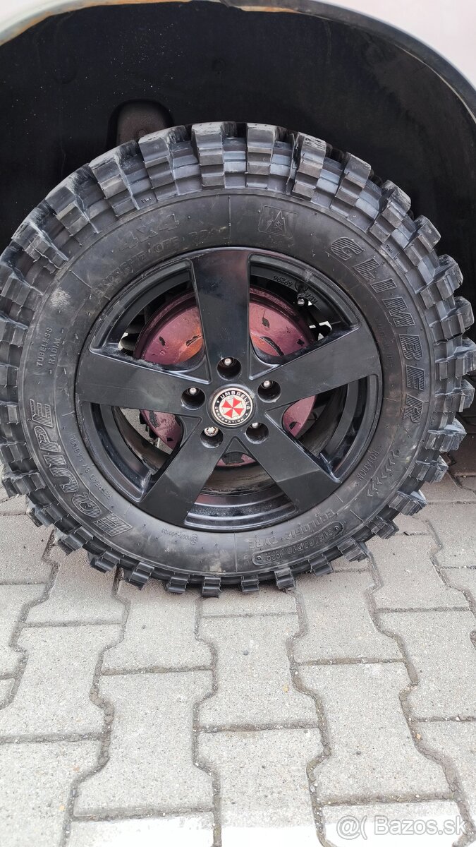 215/65 R16 off Road - 2