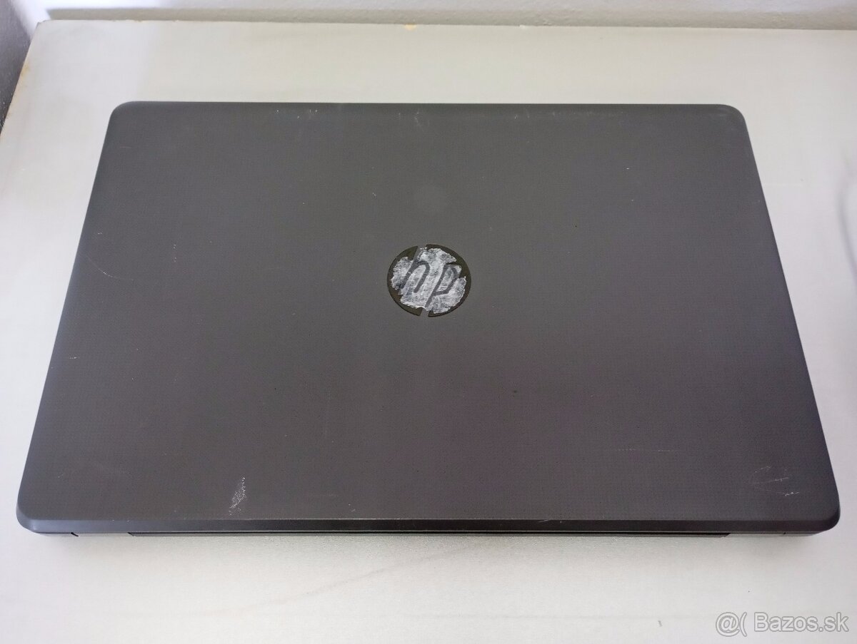 predám notebook HP 250 G6 , WINDOWS 8 - 2