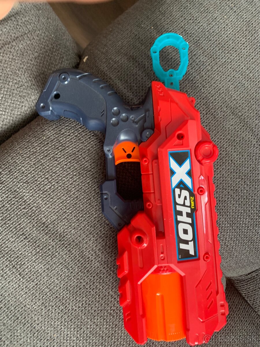 Xshot zbraň - 2