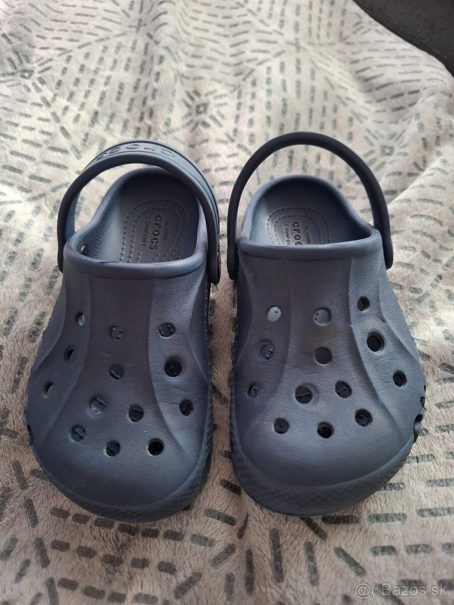 Crocs - 2