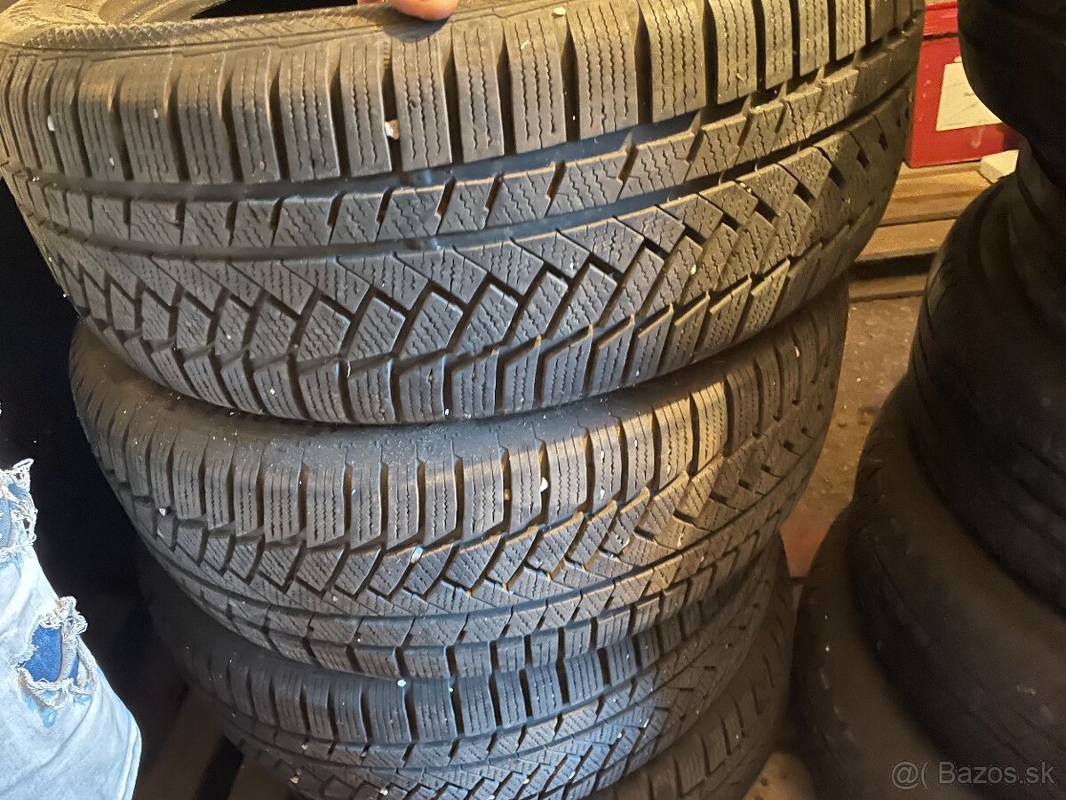 235/55R18 - 2
