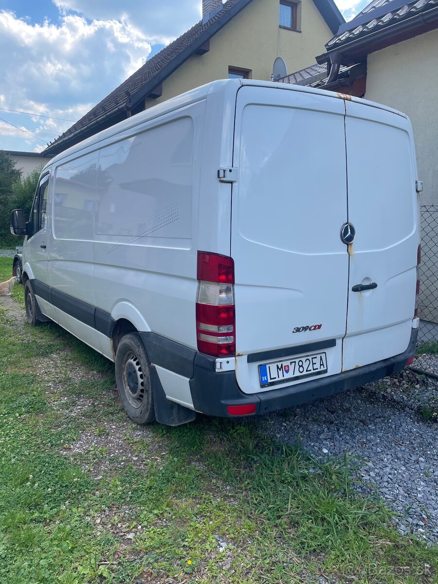 Mercedes Sprinter - 2