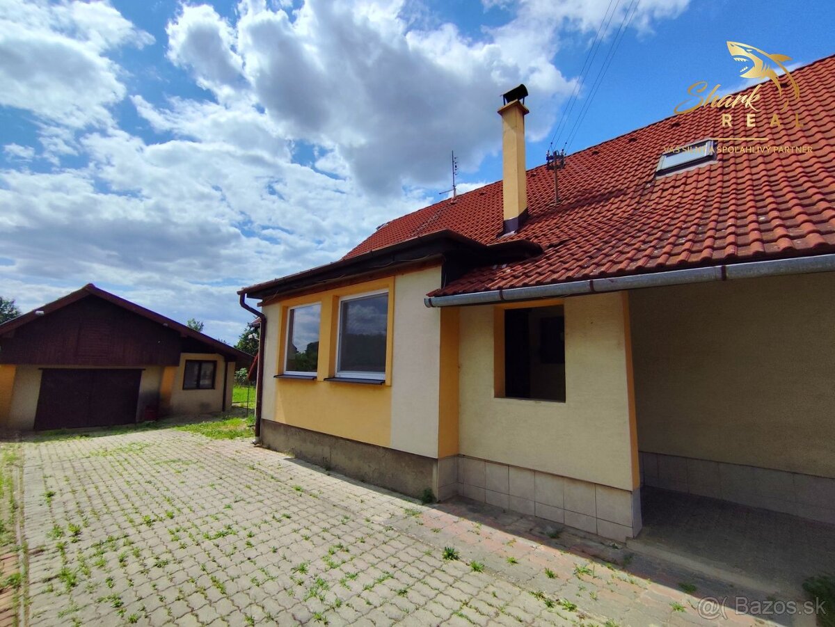 REZERVOVANÉ Rodinný dom s potenciálom neďaleko Zlatých Mora - 2