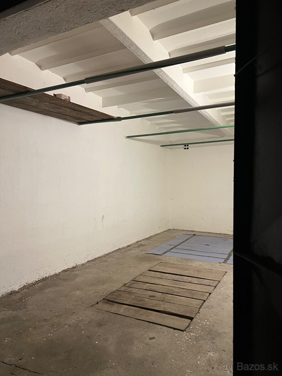 Garáž Park Angelinum na prenájom - 2