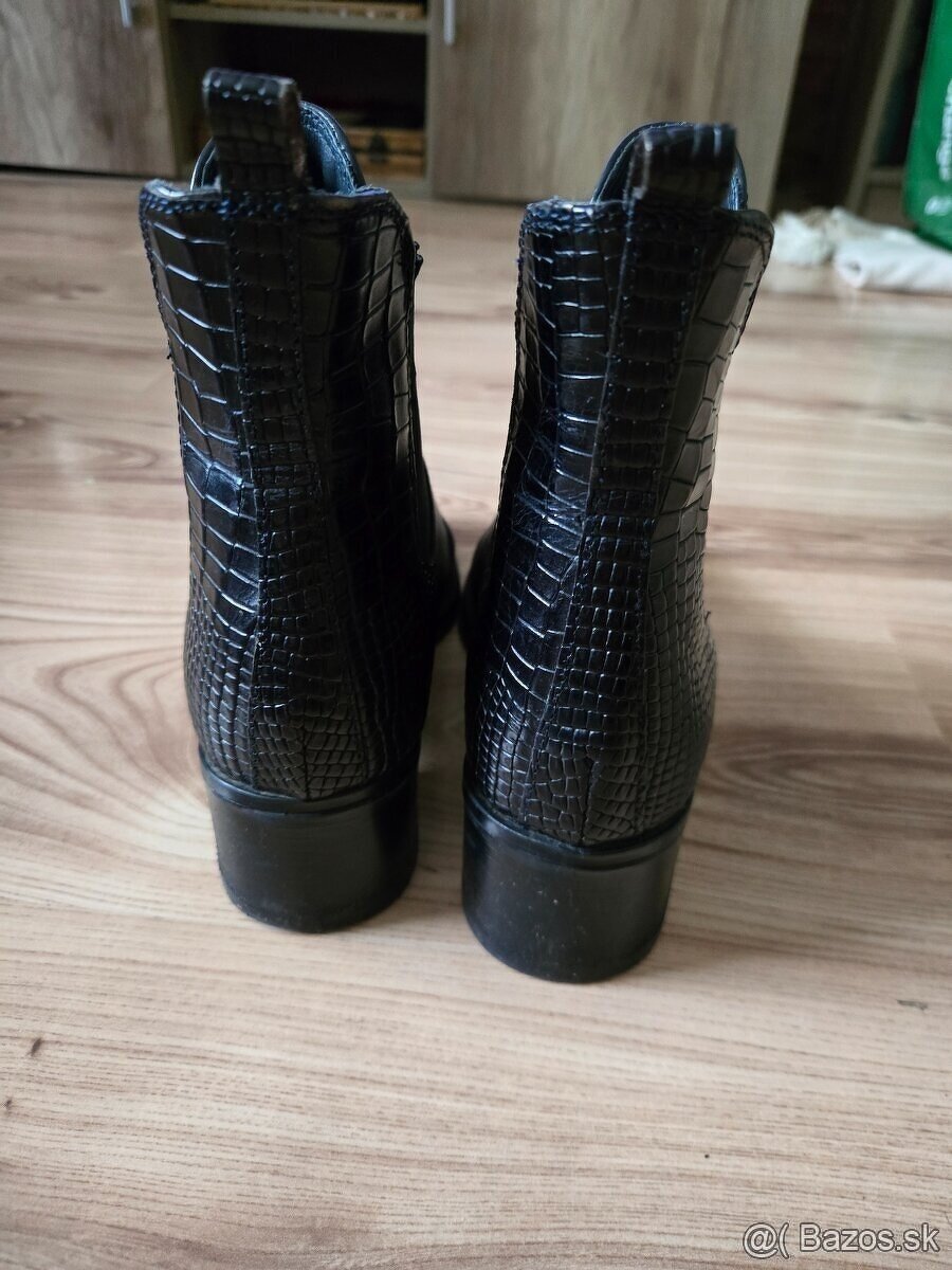 Kožené čižmy vel.37 - 2