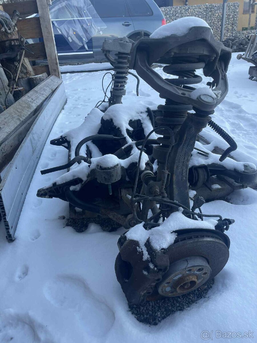 Náhradné diely VW Touareg - 2