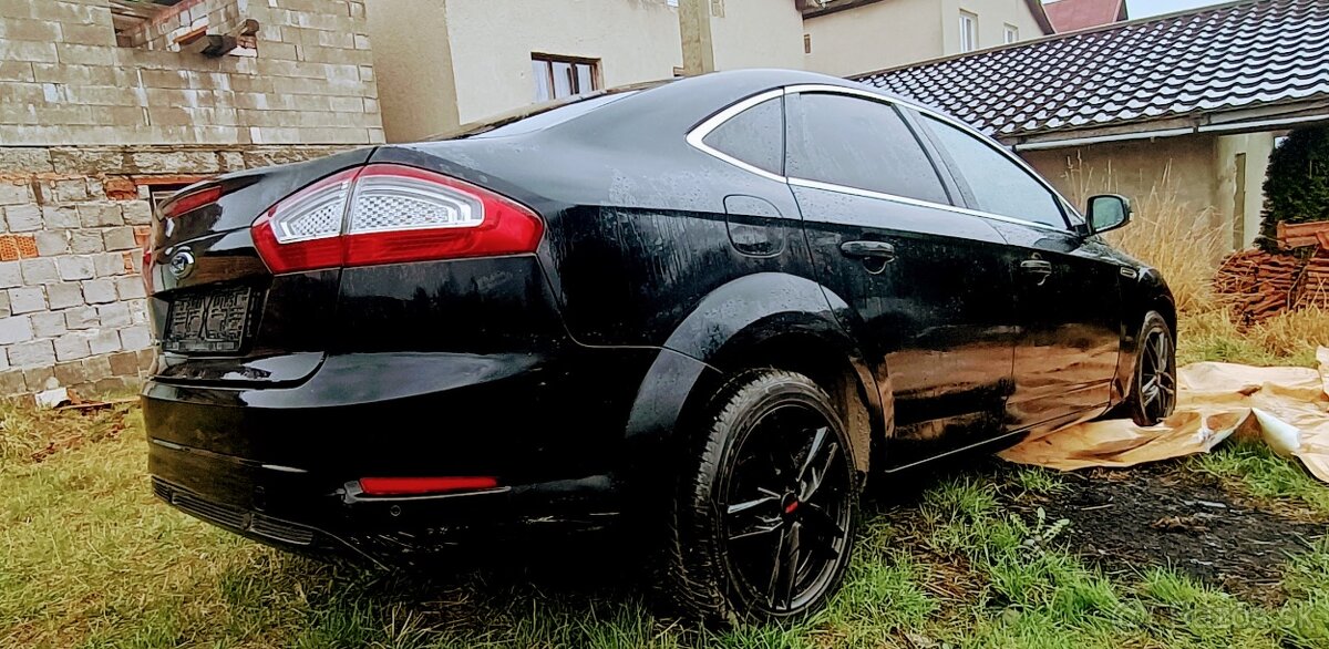 Zadný nárazník Ford Mondeo mk4 facelift 2011 - 2