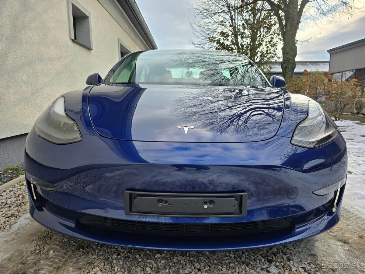 Tesla Model 3 Long Range 366kw, Mesačne: 419€ - 2