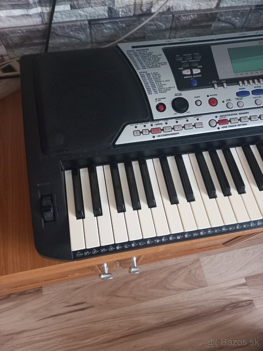 Yamaha psr 550 - 2