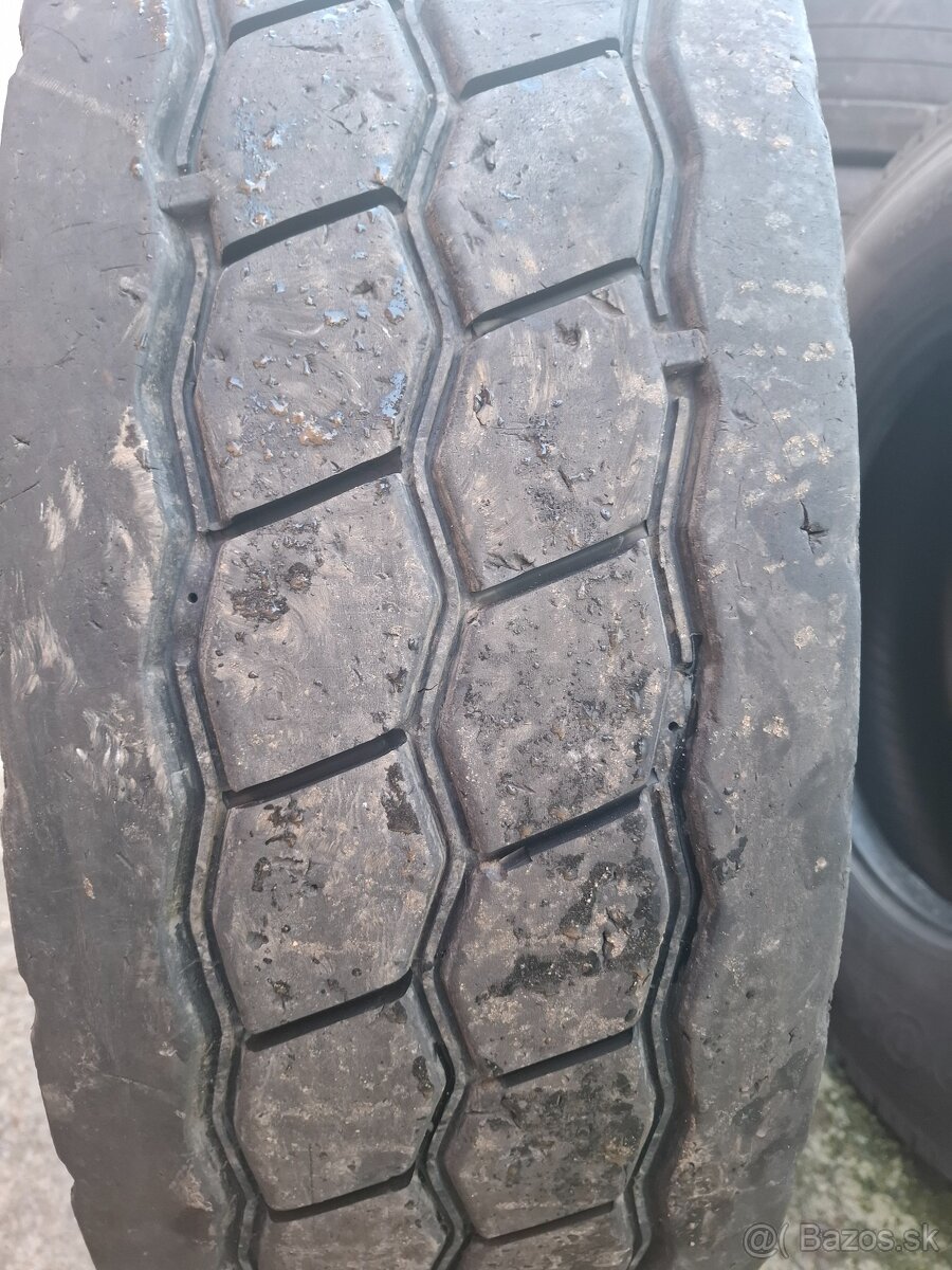 315/80 R22,5 Hankook SMART WORK AM11 - 2