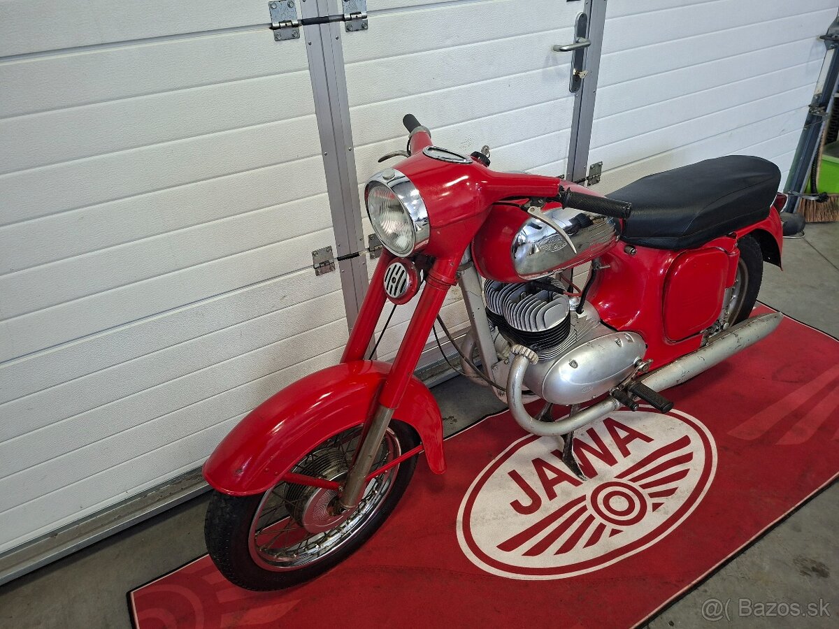 Jawa 360 Panelka s TP a Špz - 2