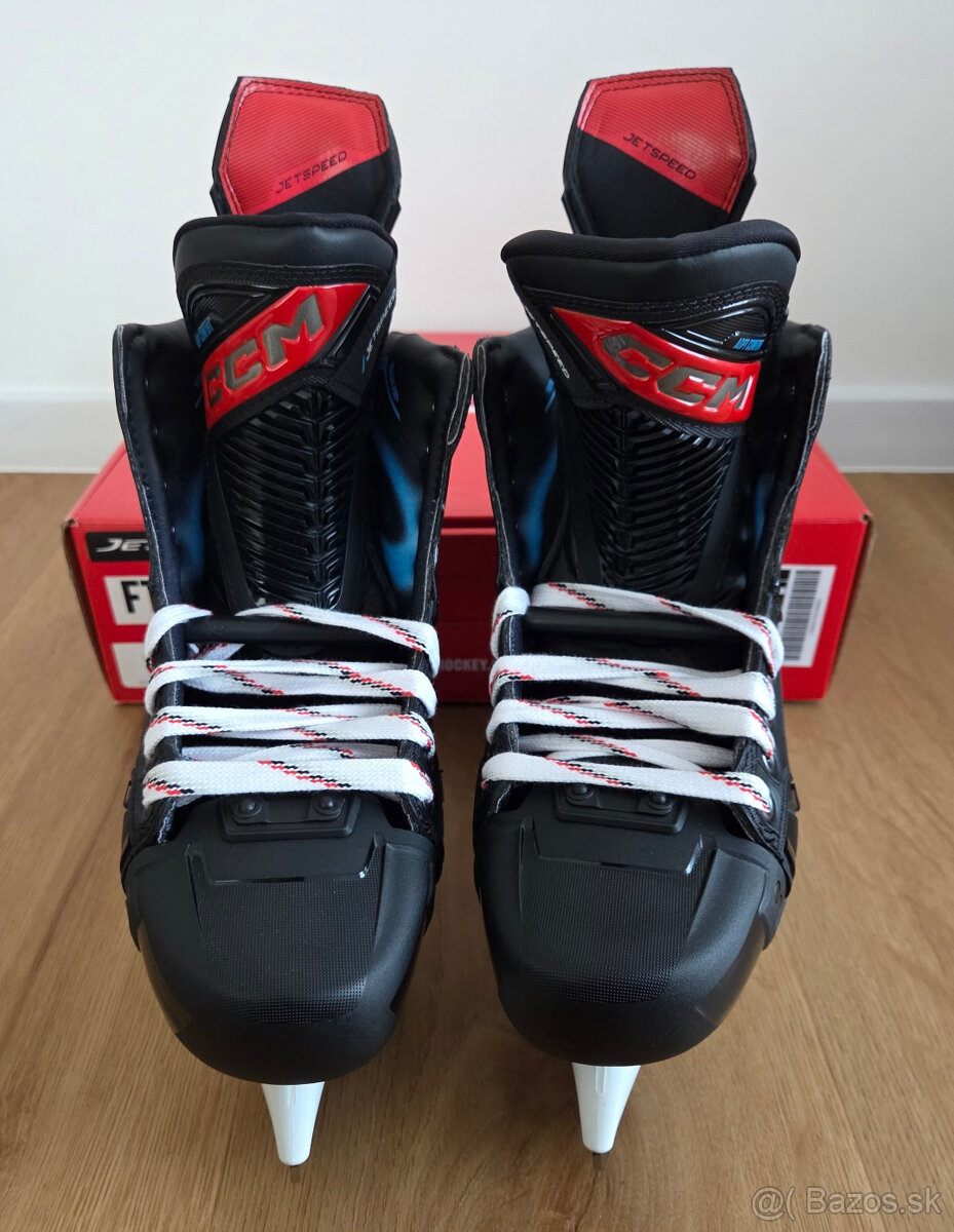 Profi korčule CCM Jetspeed FT6 PRO senior - 2