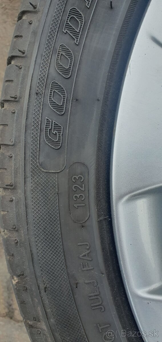 Elektroni škoda r 17 - 2