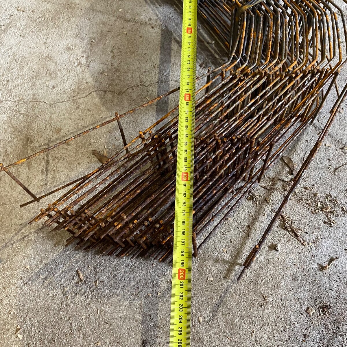 Dištančný kovovy had - 2