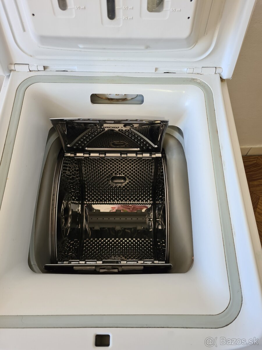 Práčka Whirlpool AWE 66710 v - 2