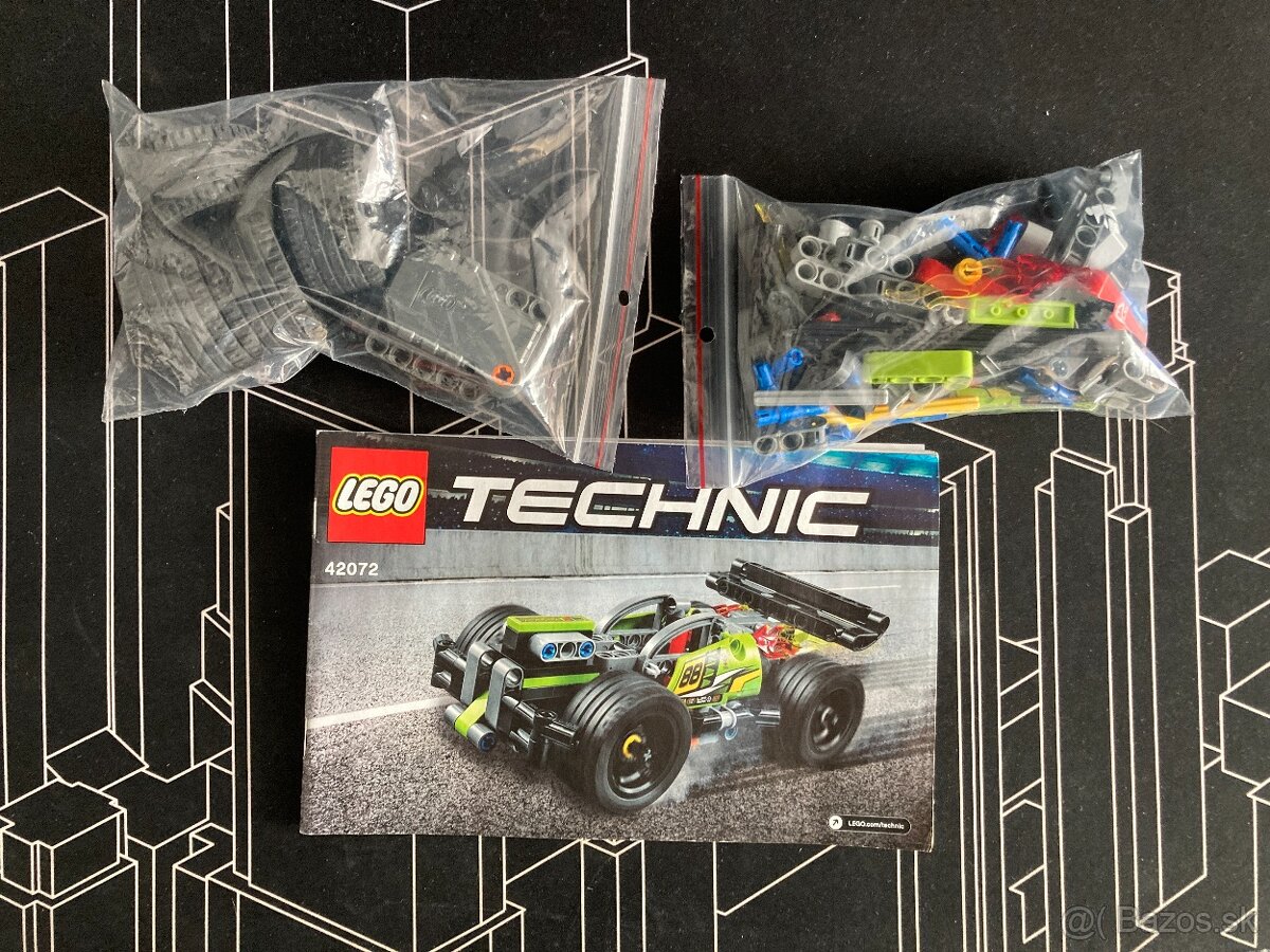 Lego Technic 42072 Zelené pretekarske auto Whack (Pull back - 2