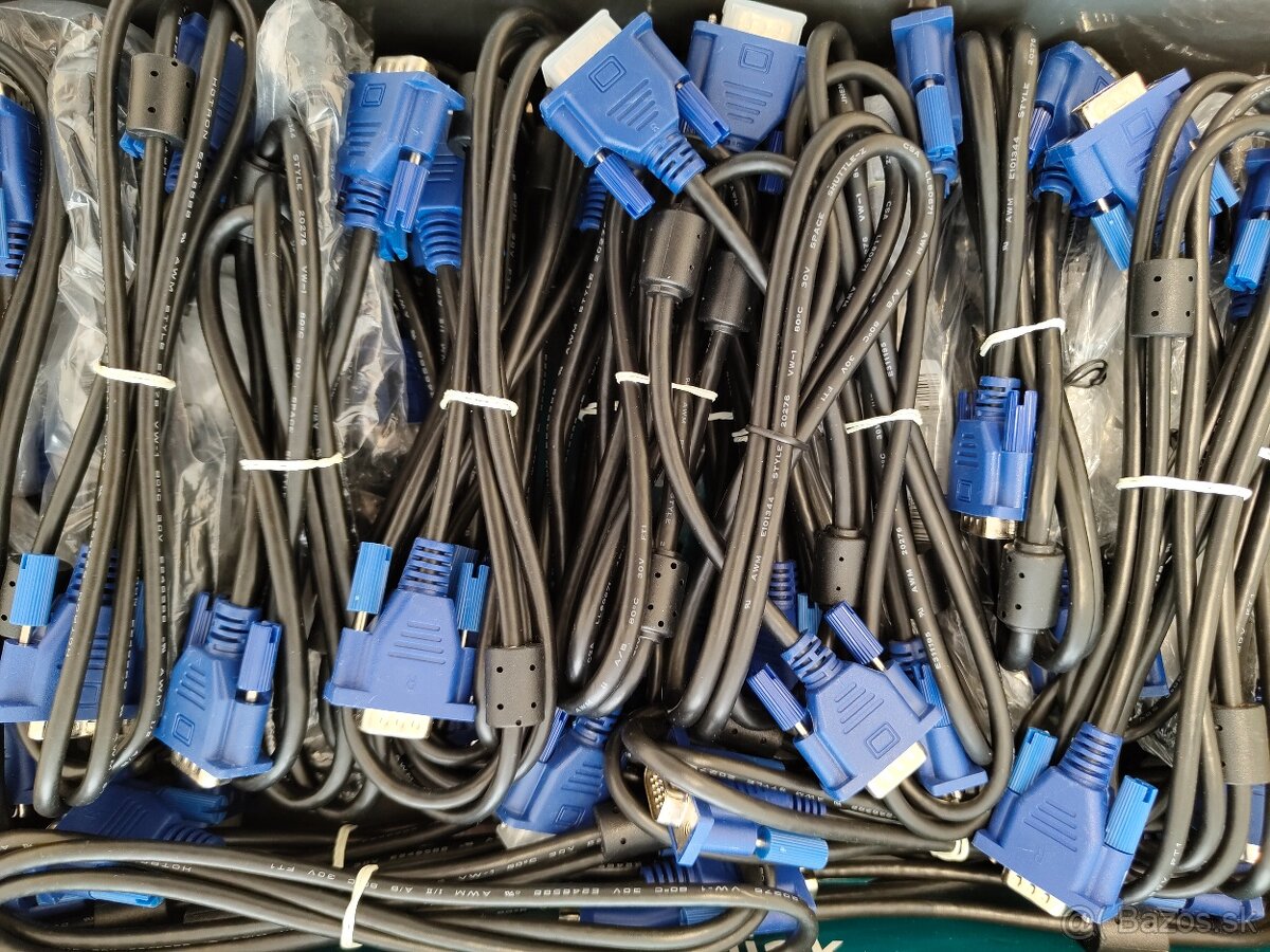 Nový VGA kábel (viac kusov) - 2