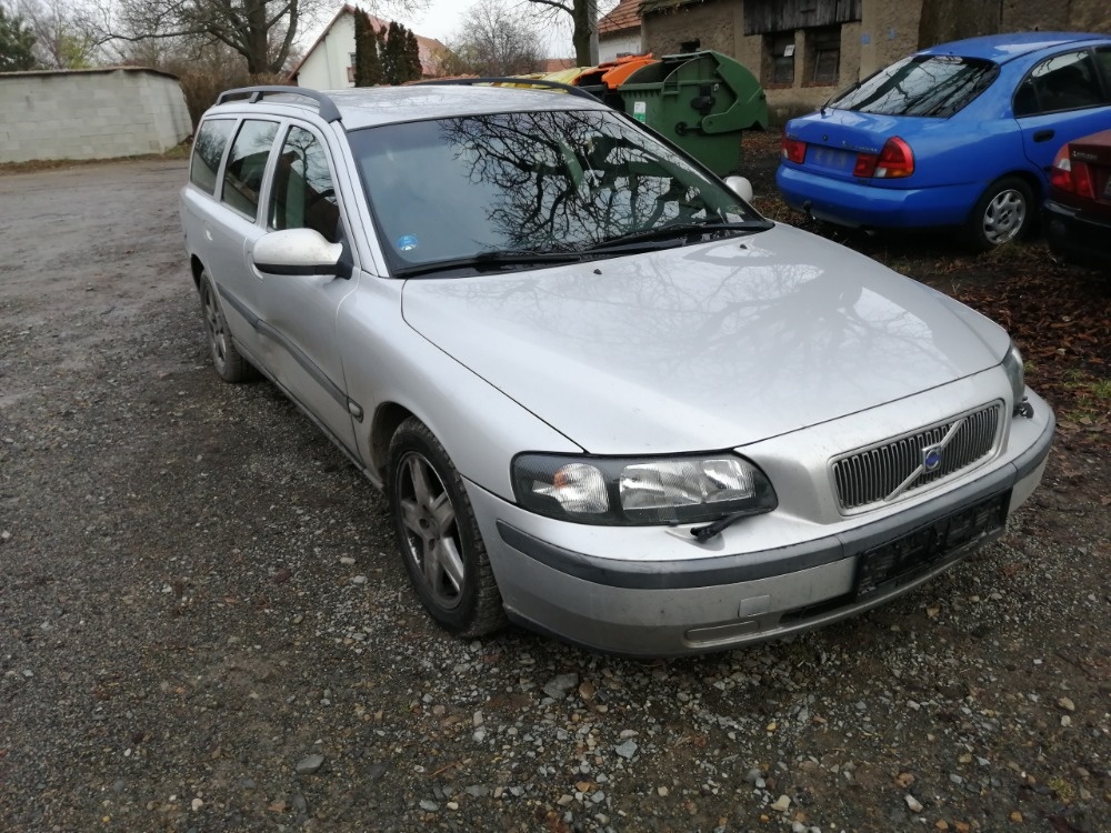 Volvo V70,00-07,motor D5 - 2