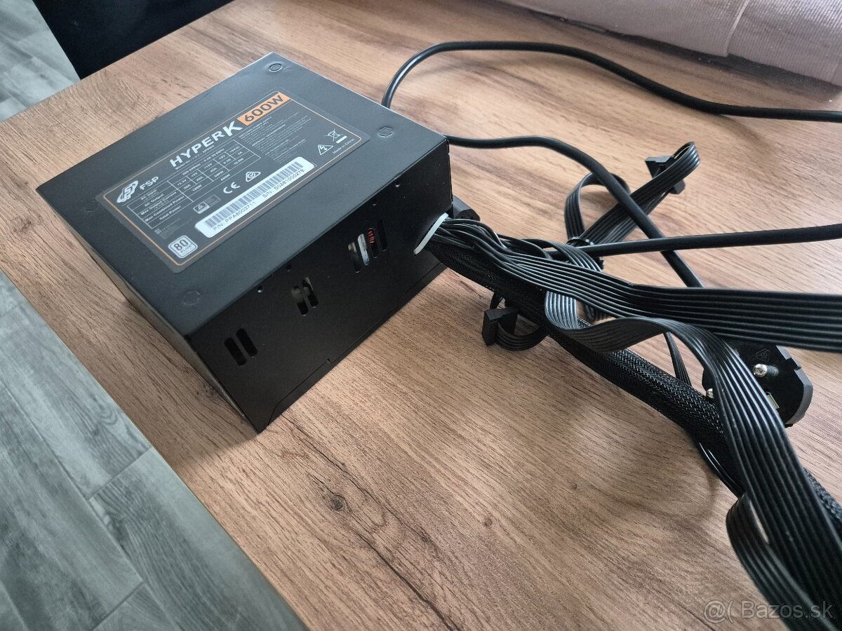 Predám zdroj FSP HyperK 600W - 2