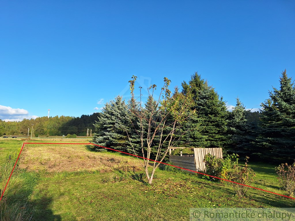 Drevenica medzi Liptovským Mikulášom a Liptovským Hrádkom. - 2