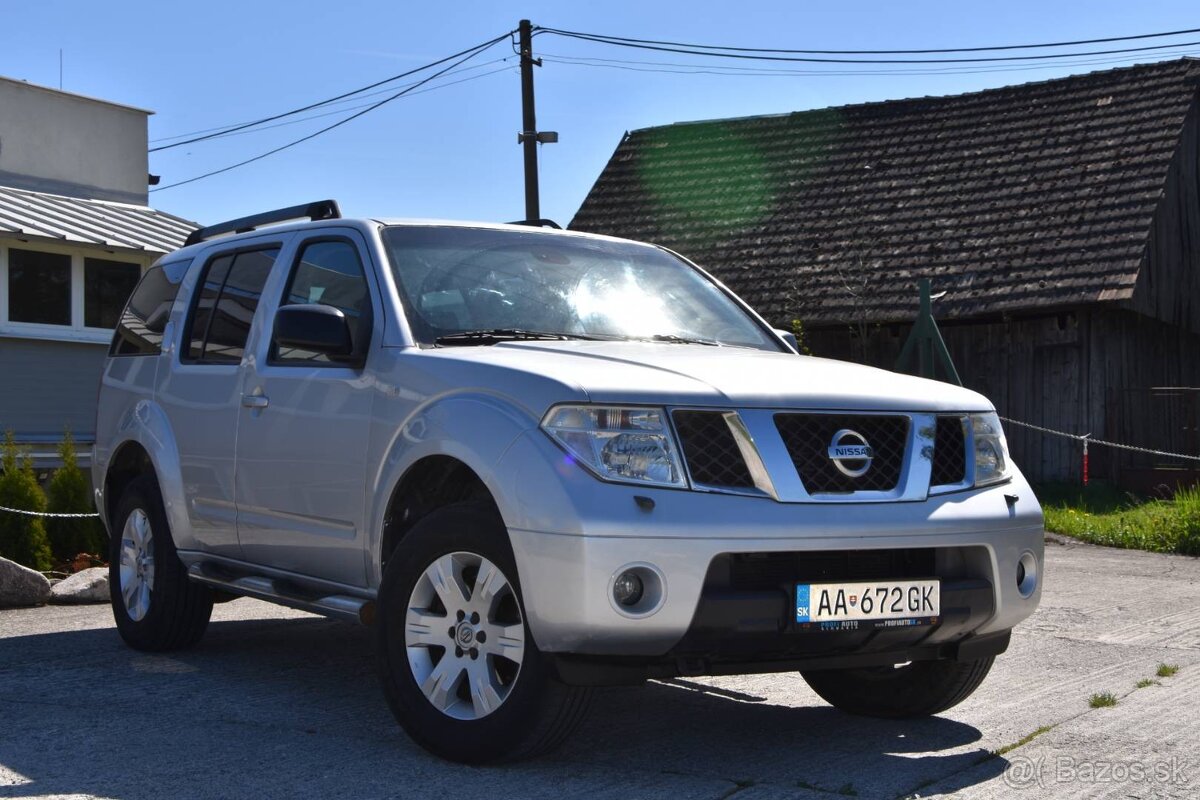Nissan Pathfinder 2.5 dCi terénne - 2