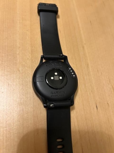 Garmin vivomove HR - 2